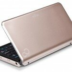 Fujitsu LifeBook UH900 Mini-Laptop 03
