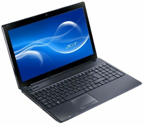 The Acer Aspire 5742 is powered by an Intel Core i3 or i5 processor, 
