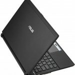 ASUS U36 ultraportable laptop 05